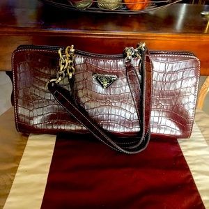 Vintage, Burgundy Pagoda Midland purse 👜